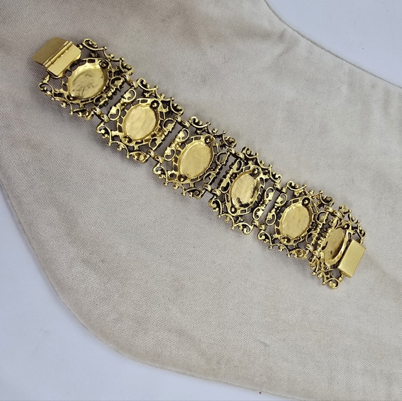 Vintage Bracelet gold-tone with Faux Hematite Stone Statement ornate - Picture 5 of 5